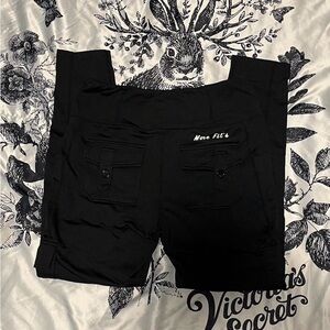 MoFiz More Fit black leggings.